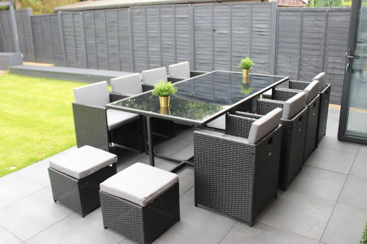 Modern Spacious House - Sleeps 16, Free Parking, Sun Terrace * Nuneaton
